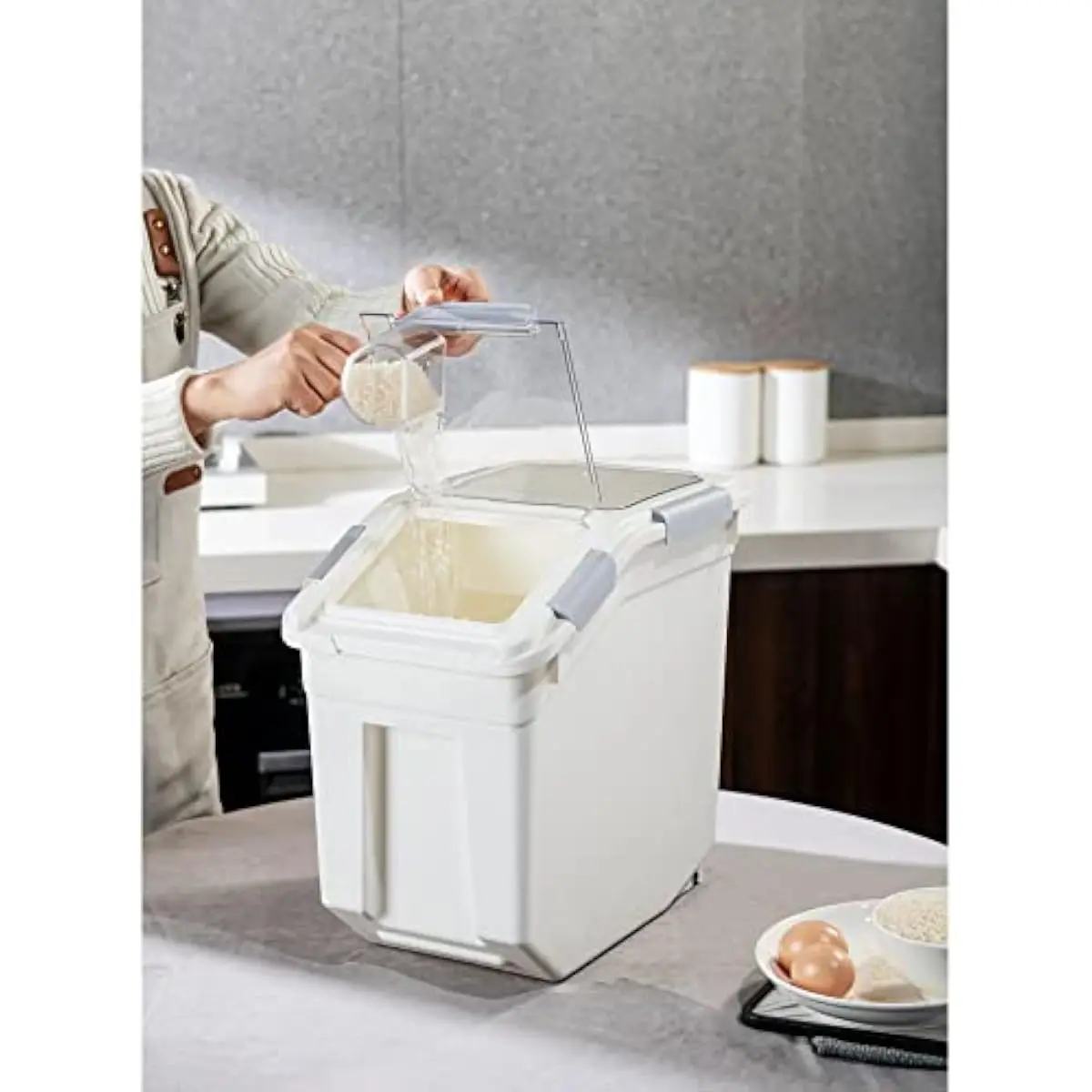 Bac de conservation hermétique - Food Storage With Wheels avis et prix